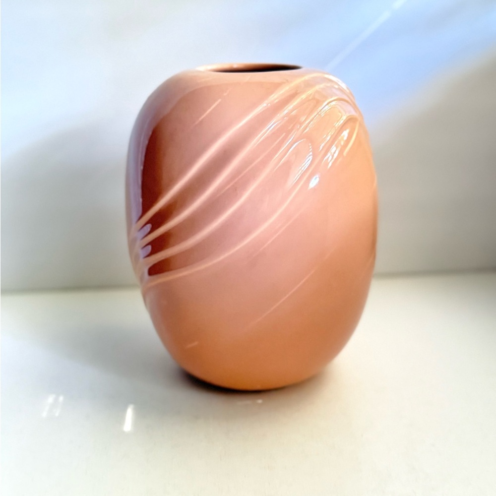 Vintage Art Deco Revival Vase‎ McCoy Pottery Peach Salmon Color